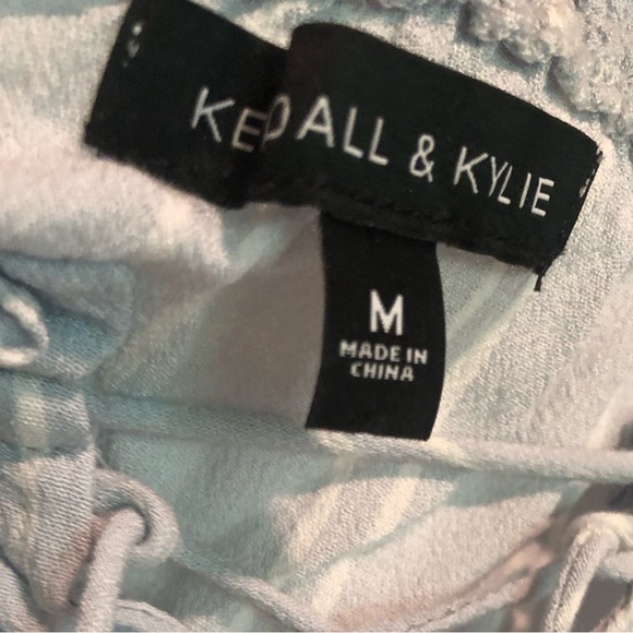 Blue White Striped Off-the-shoulder Top - Picture 5 of 5